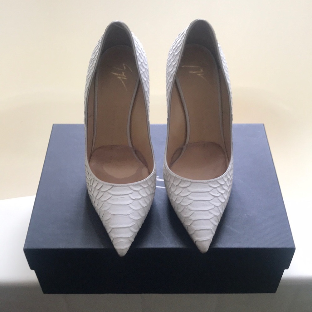 Giuseppe Zanotti White Python